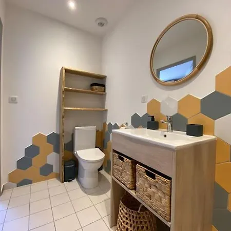 Avec Terrasse アパート *