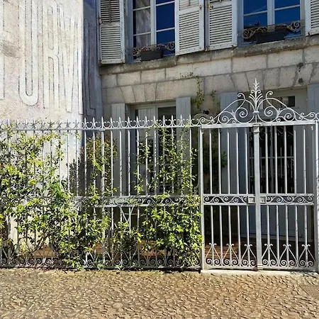 Appartement Avec Terrasse
